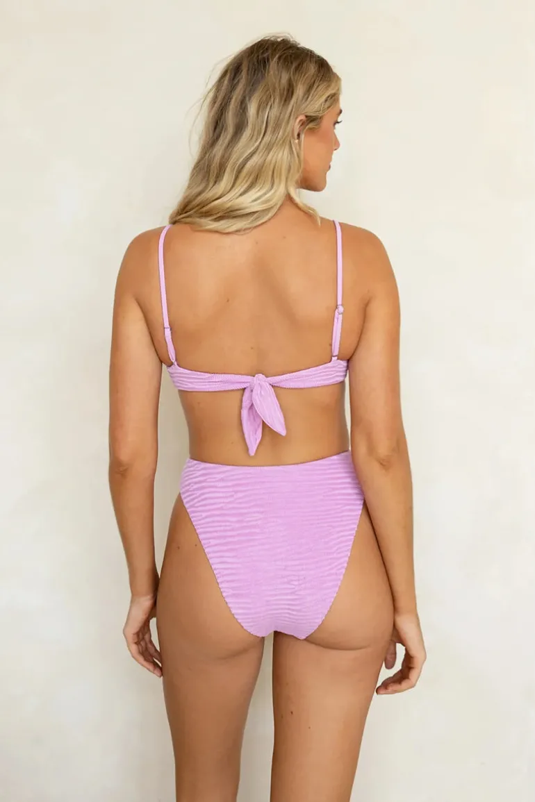 Bloom Underwire Cheeky Set