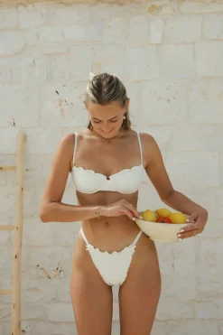 Chica Underwire Bikini Top