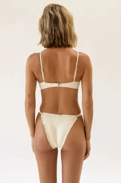 Chica Underwire Bikini Top