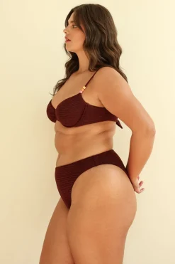Mocha Crinkle Underwire Cheeky Set