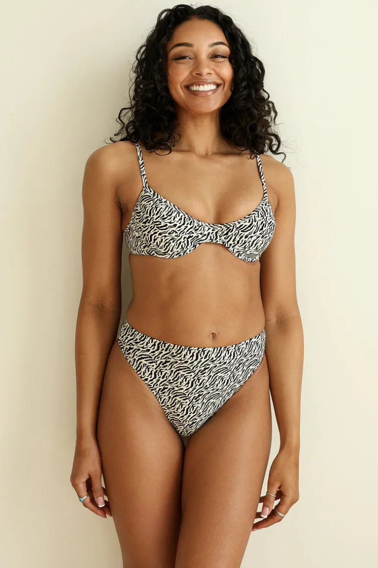 Wild Child Underwire Cheeky Set