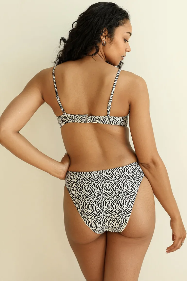 Wild Child Underwire Cheeky Set