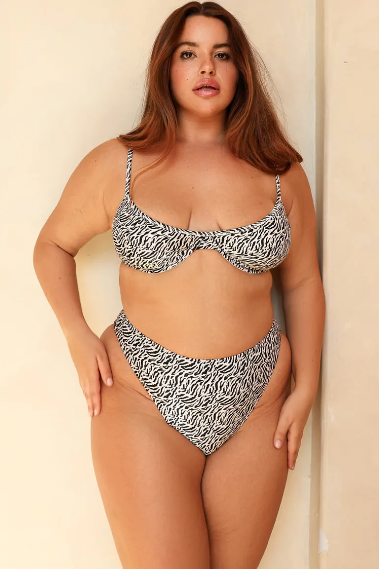 Wild Child Underwire Cheeky Set